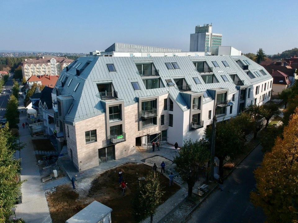 Panorama View Apartment In City Center Heviz Ngoại thất bức ảnh