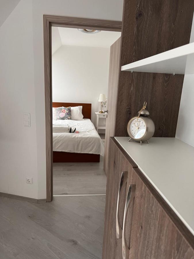 Panorama View Apartment In City Center Heviz Ngoại thất bức ảnh