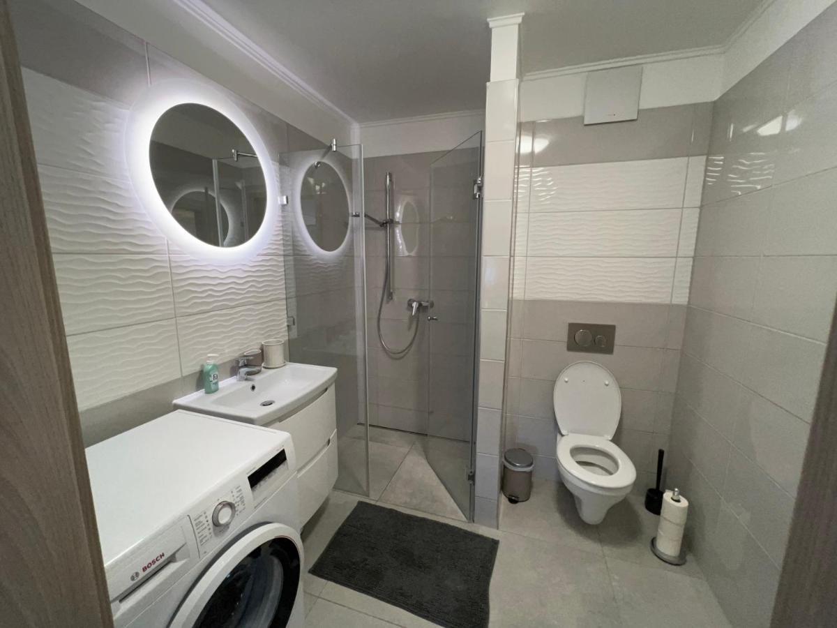 Panorama View Apartment In City Center Heviz Ngoại thất bức ảnh
